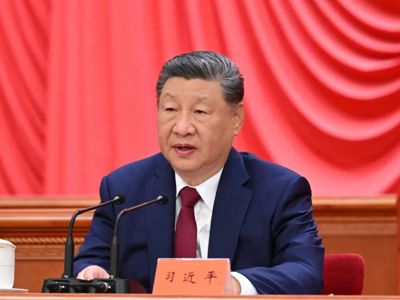 习近平出席纪念中国工农红军长征胜利90周年大会并发表重要讲话